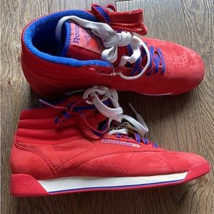 Brand new suede Reebok sneakers